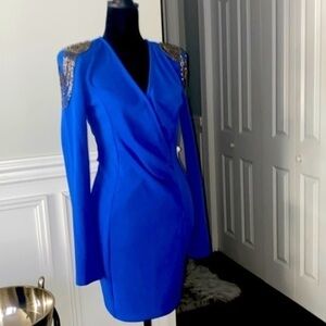 Blue woman’s  size M party cocktail dress greet fit like new